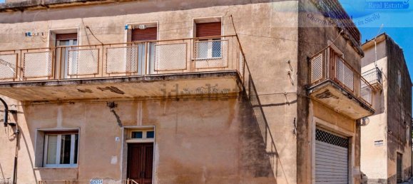 Casa de 3 habitaciónes en Modica, Italy No. 130596 47