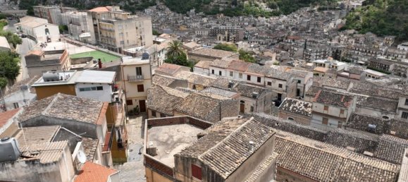 Casa de 3 habitaciónes en Modica, Italy No. 130596 36