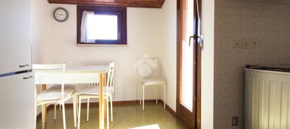 Квартира с 4 комнатами в Удине, Италия № 41992 7