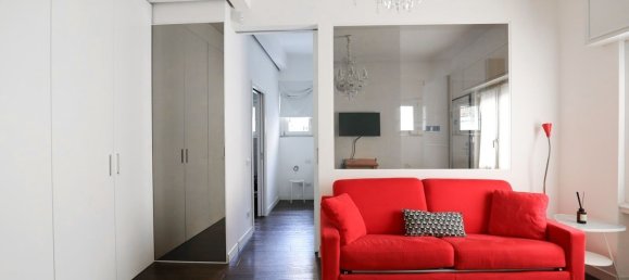 Квартира с 2 комнатами в Милан, Италия № 240472 3