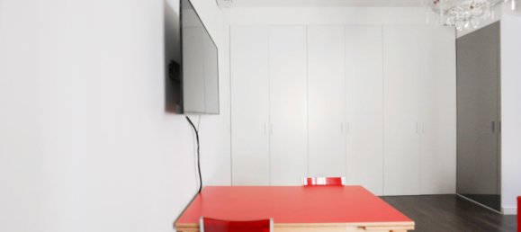 Квартира с 2 комнатами в Милан, Италия № 240472 6