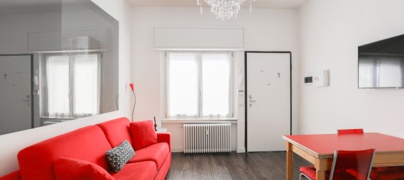 Квартира с 2 комнатами в Милан, Италия № 240472 10