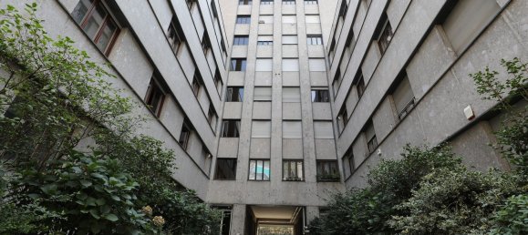 Квартира с 2 комнатами в Милан, Италия № 240472 26