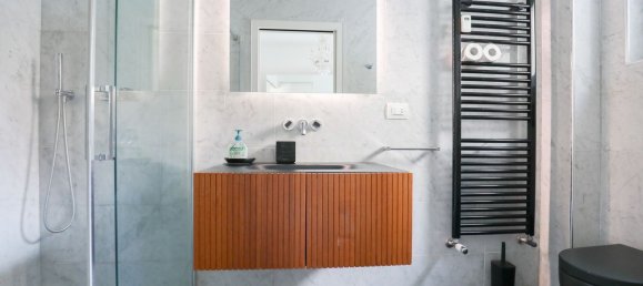 Квартира с 2 комнатами в Милан, Италия № 240472 21