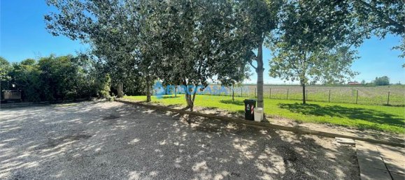 11غرفة قطعة أرض في Novi di Modena, Italy رقم 61156 14