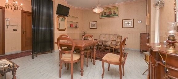 8 rooms House in Turin, Italy No. 123163 28