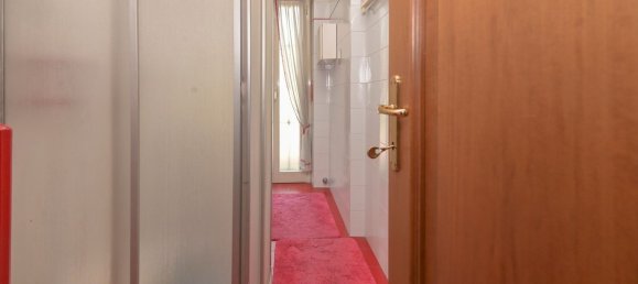 8 rooms House in Turin, Italy No. 123163 32