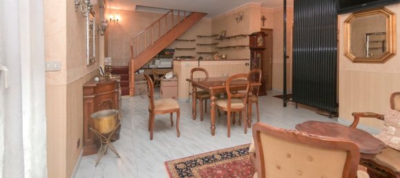 8 rooms House in Turin, Italy No. 123163 27