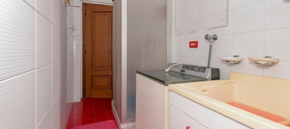 8 rooms House in Turin, Italy No. 123163 34