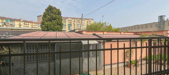 8 rooms House in Turin, Italy No. 123163 15