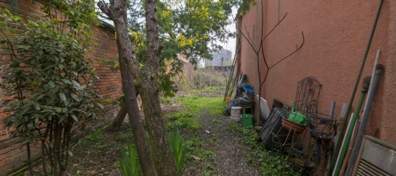 8 rooms House in Turin, Italy No. 123163 6