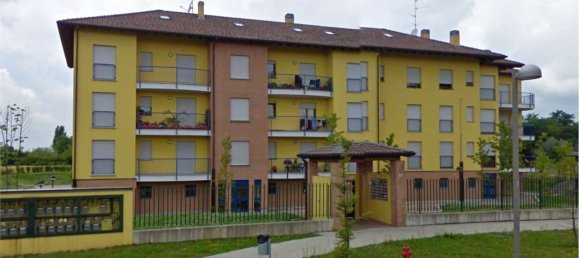 Apartamento de 4 divisões em Oleggio, Italy N.º 7496 2