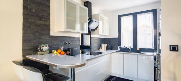 2 bedrooms House in Argenteuil, France No. 137943 5