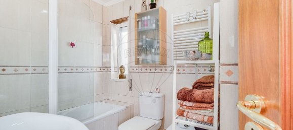 3 bedrooms House in Oeiras, Portugal No. 200239 17