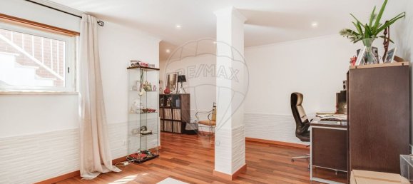 3 bedrooms House in Oeiras, Portugal No. 200239 35