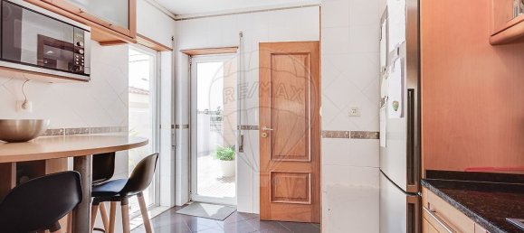 3 bedrooms House in Oeiras, Portugal No. 200239 37