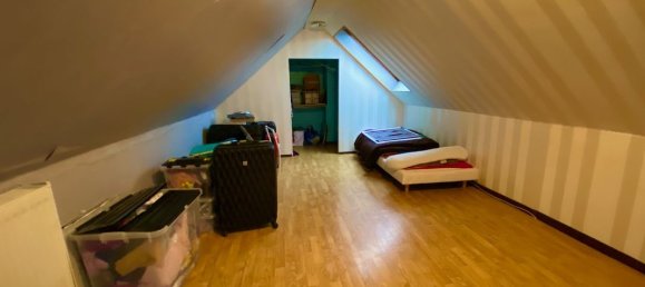 4 bedrooms House in Louvroil, France No. 50264 11