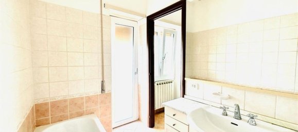 Apartamento de 3 habitaciónes en Rome, Italy No. 205197 6