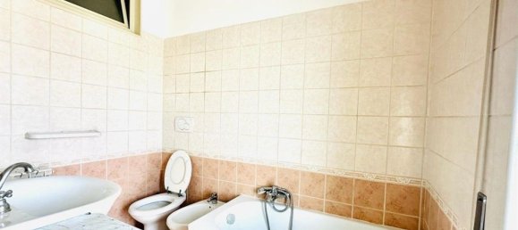 Apartamento de 3 habitaciónes en Rome, Italy No. 205197 7