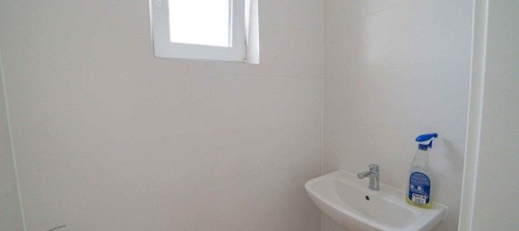 Замки и поместья с 4 комнатами в Шютцен ам Гебирге, Австрия № 12116 7