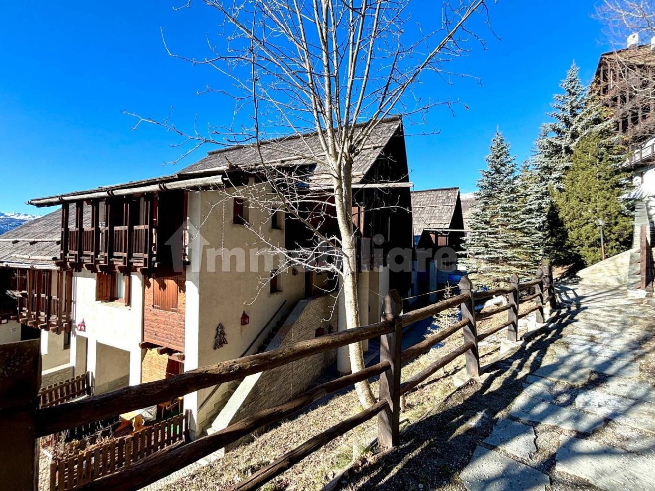 Studio in Sauze di Cesana, Italy No. 144563