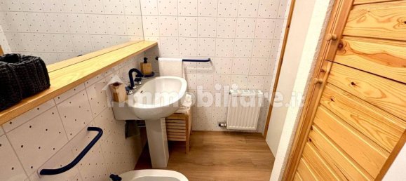 Studio in Sauze di Cesana, Italy No. 144563 10