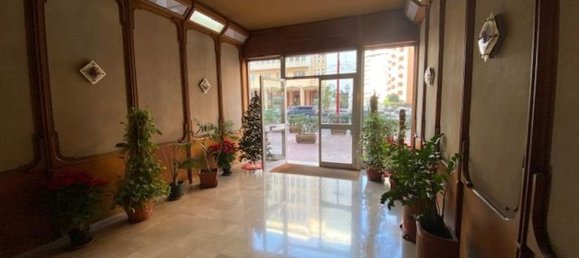 Квартира с 6 комнатами в Палермо, Италия № 154374 23