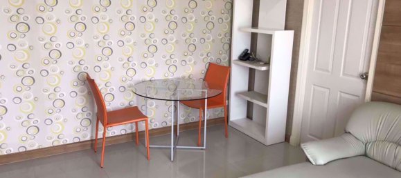 Apartamento com 1 quarto em condomínio em Bang Kho Laem, Thailand N.º 10219 2