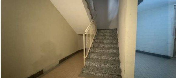 2 Schlafzimmer Wohnung in Cardano al Campo, Italy, Nr. 3214 7