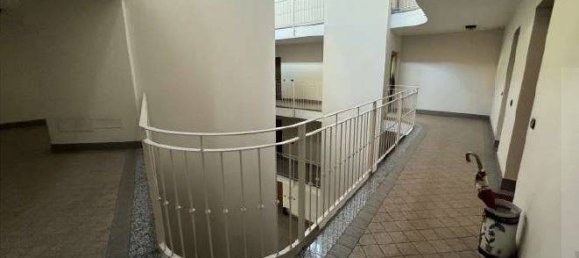 2 Schlafzimmer Wohnung in Cardano al Campo, Italy, Nr. 3214 25