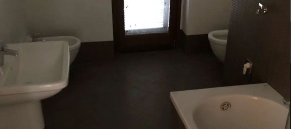 Apartamento de 2 divisões em Carnate, Italy N.º 182997 8