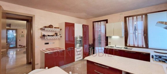 4 bedrooms Villa in Botticino, Italy No. 210688 19