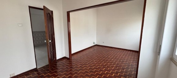 2 Schlafzimmer Wohnung in Barreiro, Portugal, Nr. 189964 3