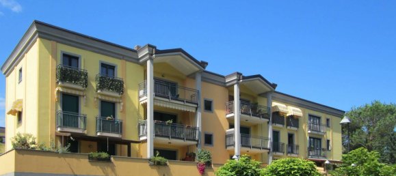 78m² Commercial property in Somma Lombardo, Italy No. 171298 21