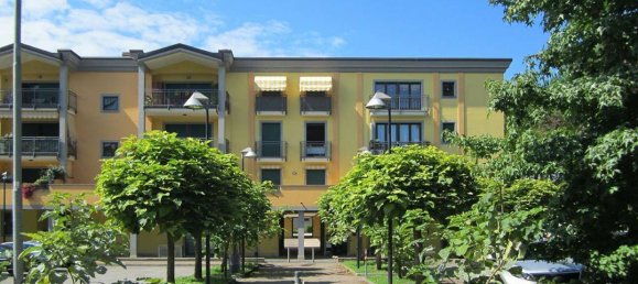 78m² Commercial property in Somma Lombardo, Italy No. 171298 6