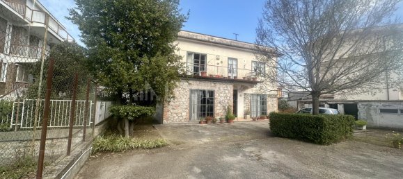 4-Zimmer Gewerbliche Immobilie in Formia, Italy, Nr. 69724 9