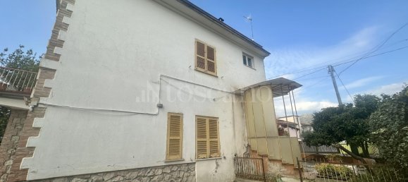 4-Zimmer Gewerbliche Immobilie in Formia, Italy, Nr. 69724 14
