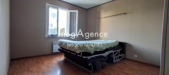 3 bedrooms House in Dhuizon, France No. 241753 7