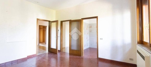 Квартира с 3 спальнями в Карпи, Италия № 380459 12