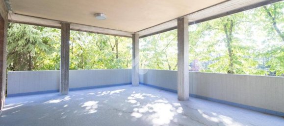 Квартира с 3 спальнями в Карпи, Италия № 380459 2