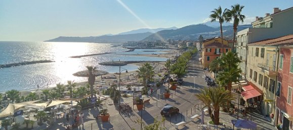 Ático de 4 habitaciónes en Santo Stefano al Mare, Italy No. 131147 7