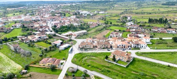 Grundstück in Casal Comba, Portugal 308m², Nr. 85728 3