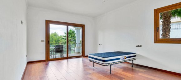 4 غرف نوم فيلا في Alameda, Spain رقم 173021 7