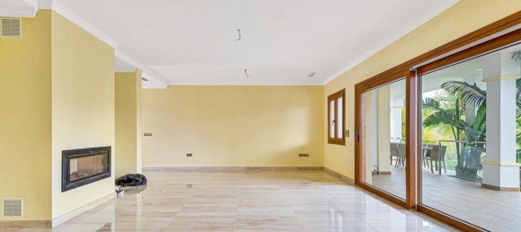 4 غرف نوم فيلا في Alameda, Spain رقم 173021 44