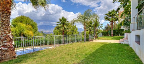 4 غرف نوم فيلا في Alameda, Spain رقم 173021 40