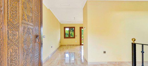 4 غرف نوم فيلا في Alameda, Spain رقم 173021 42