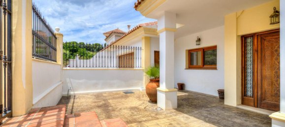 4 غرف نوم فيلا في Alameda, Spain رقم 173021 17