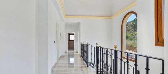 4 غرف نوم فيلا في Alameda, Spain رقم 173021 5