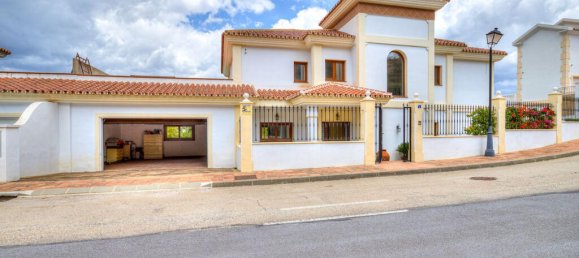 4 غرف نوم فيلا في Alameda, Spain رقم 173021 32