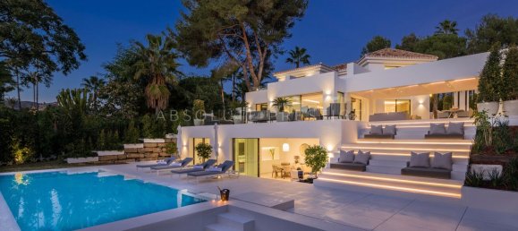 4 bedrooms Villa in Marbella, Spain No. 26137 33